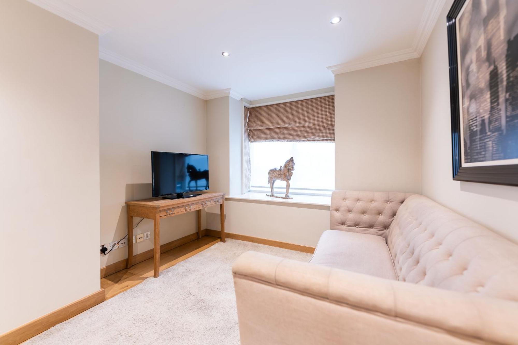 Luxury 6 Bedroom House In Southwick Street London Luaran gambar