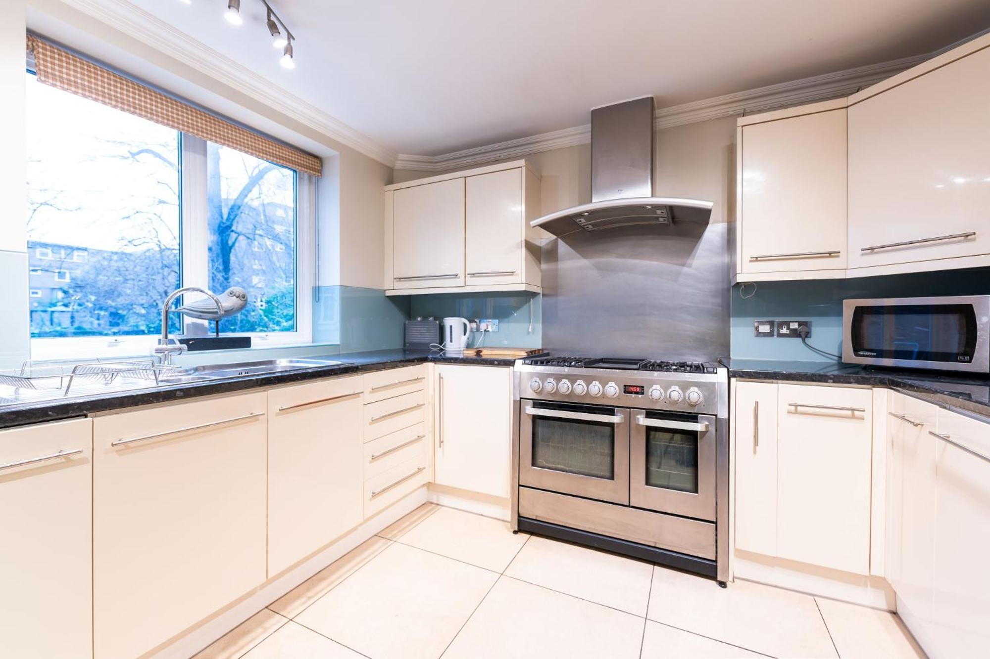 Luxury 6 Bedroom House In Southwick Street London Luaran gambar