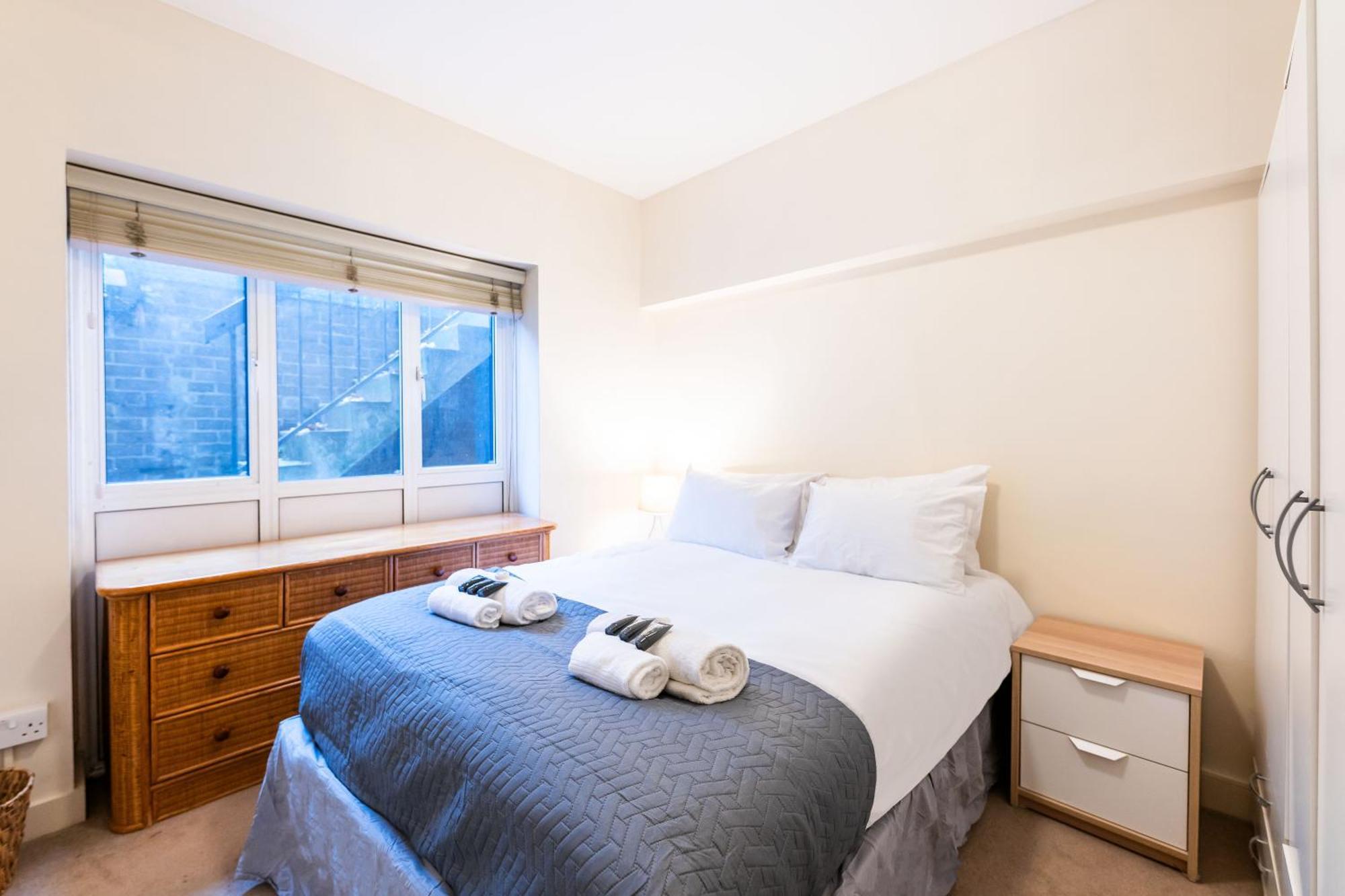Luxury 6 Bedroom House In Southwick Street London Luaran gambar