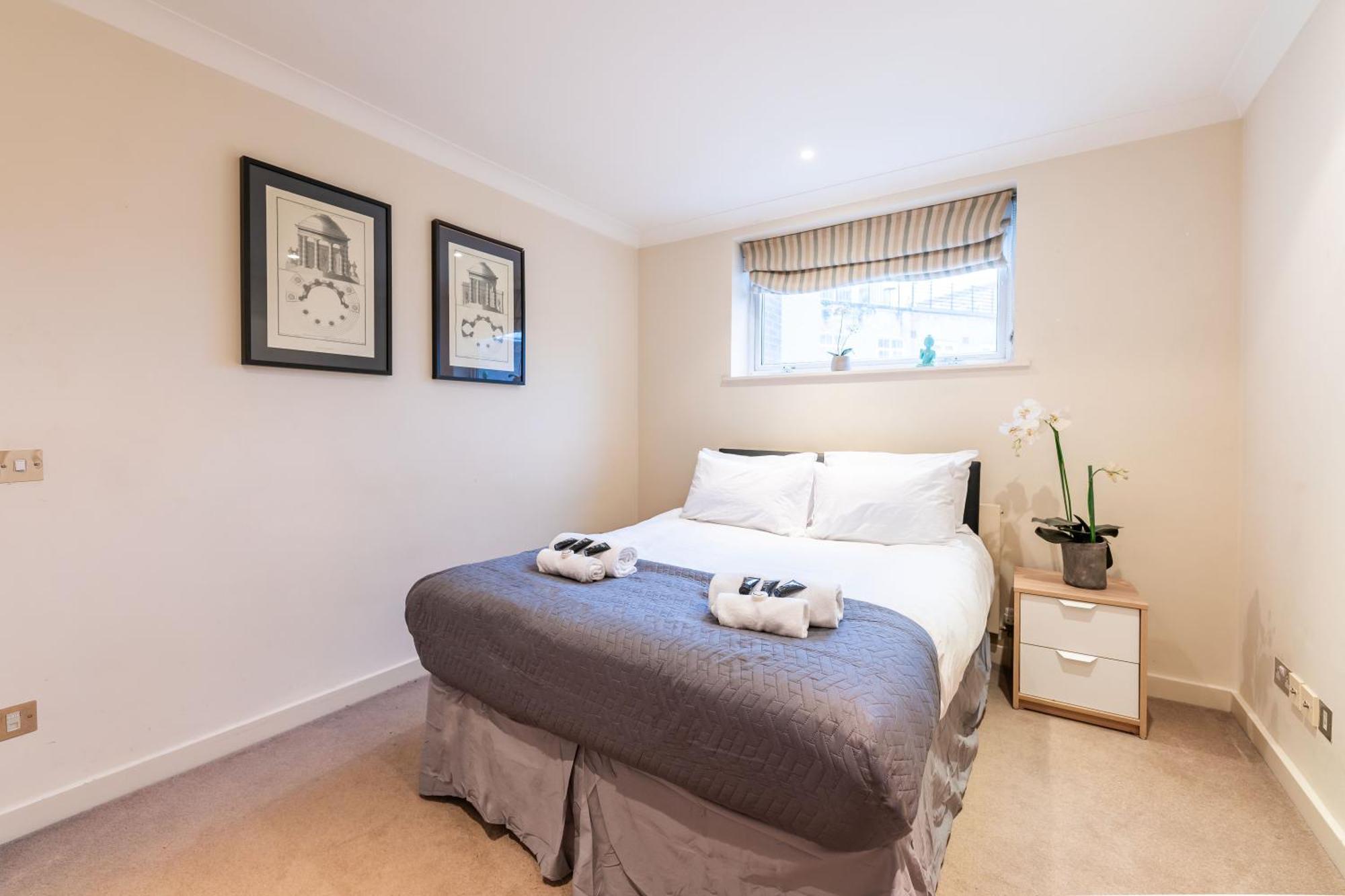 Luxury 6 Bedroom House In Southwick Street London Luaran gambar