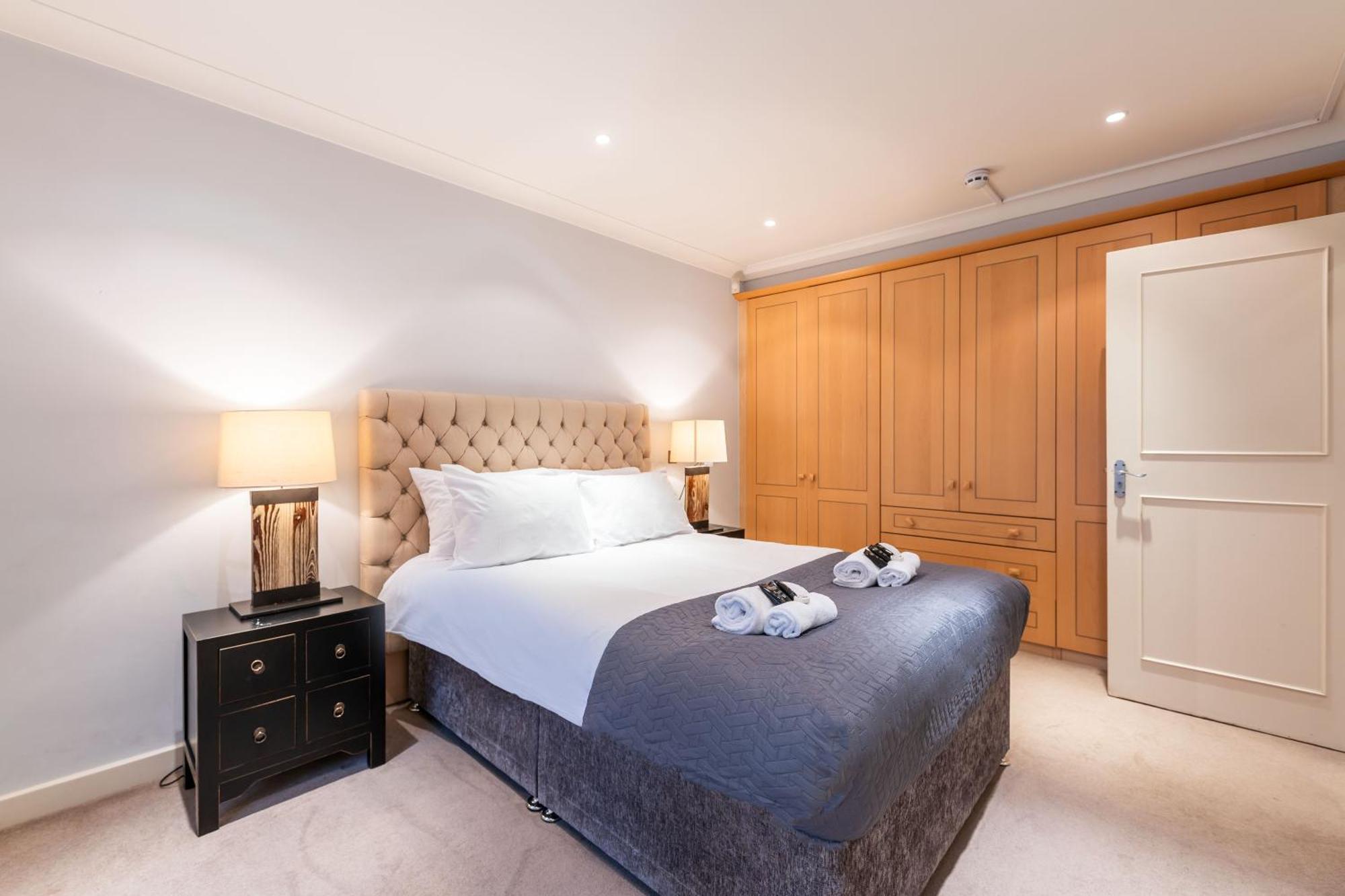 Luxury 6 Bedroom House In Southwick Street London Luaran gambar